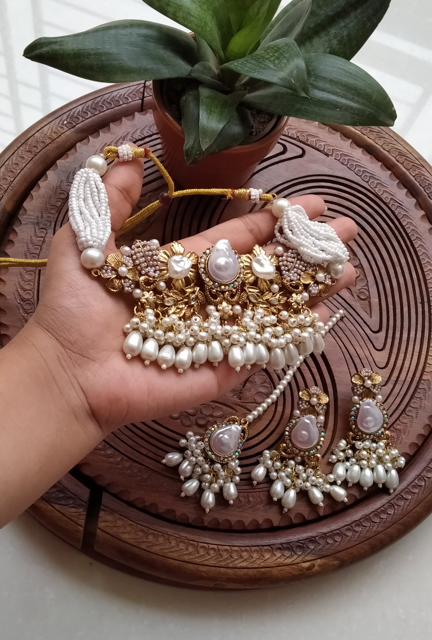 Turkish mother pearl choker set
