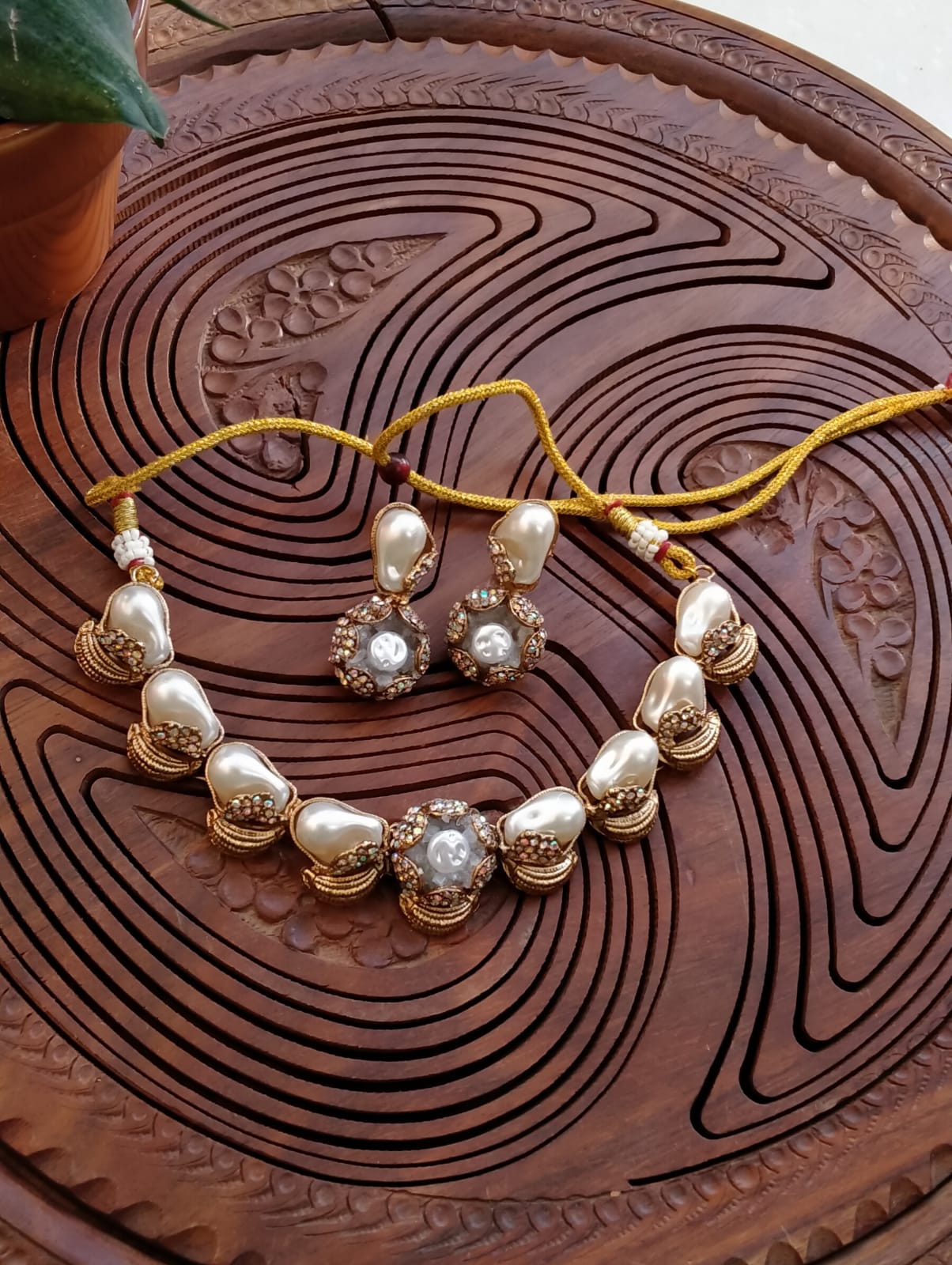 Handmade turkish work meena pearl
