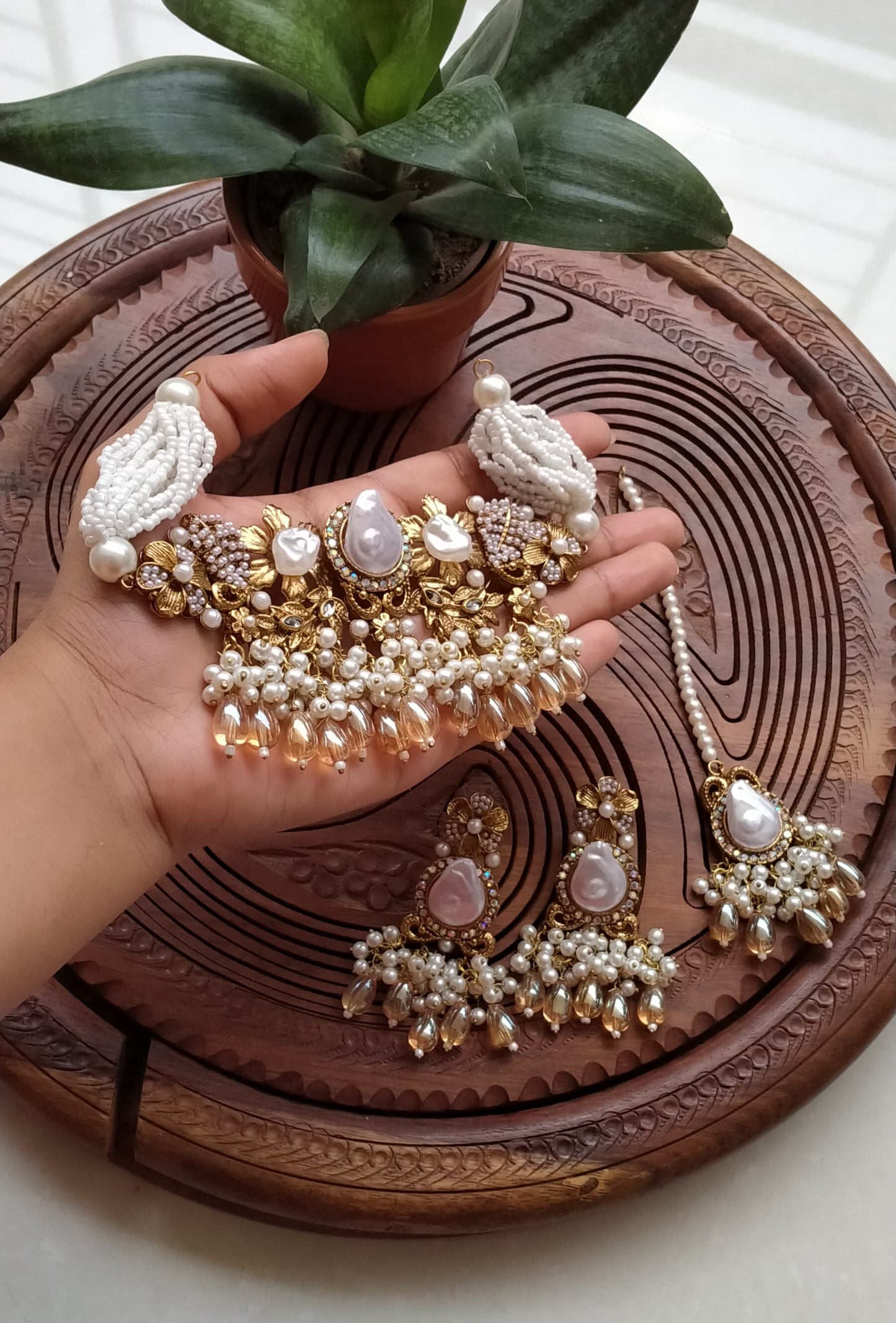 Turkish mother pearl choker set