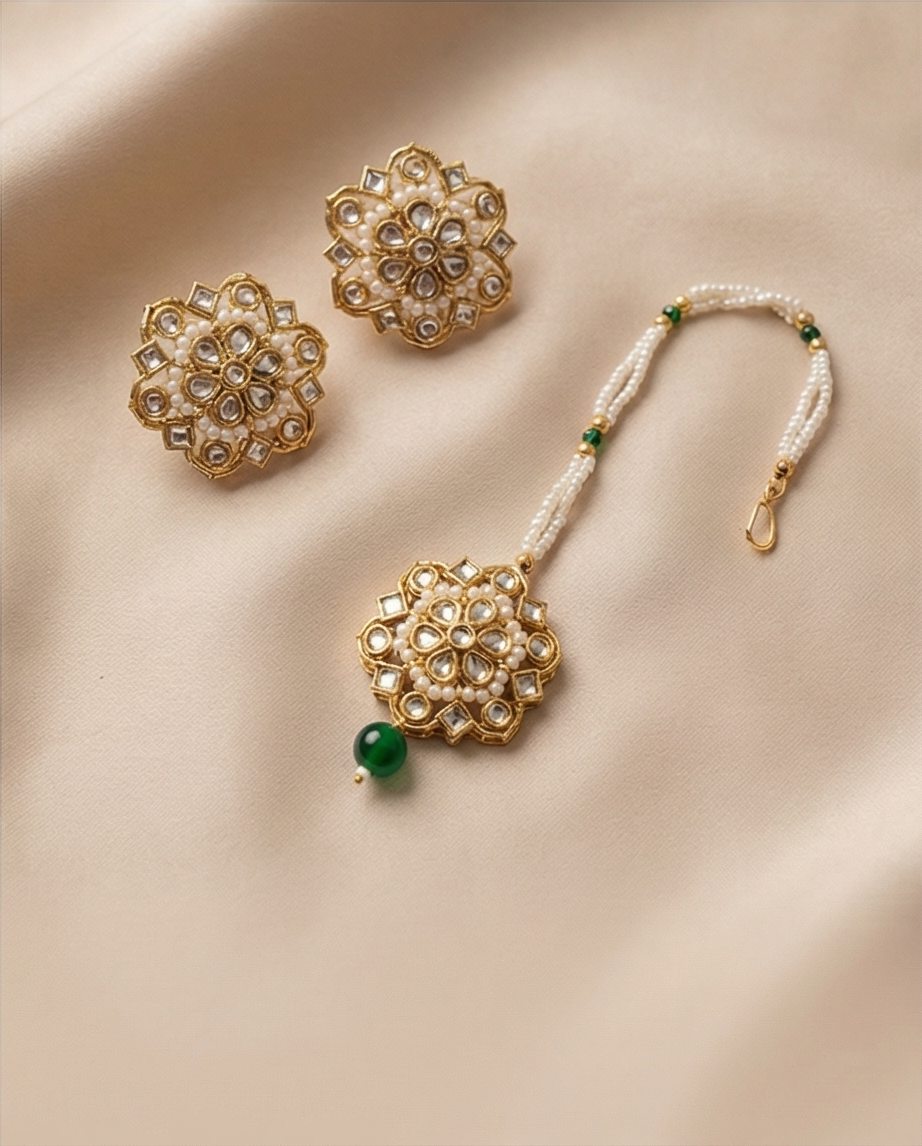 Emaan Noor set