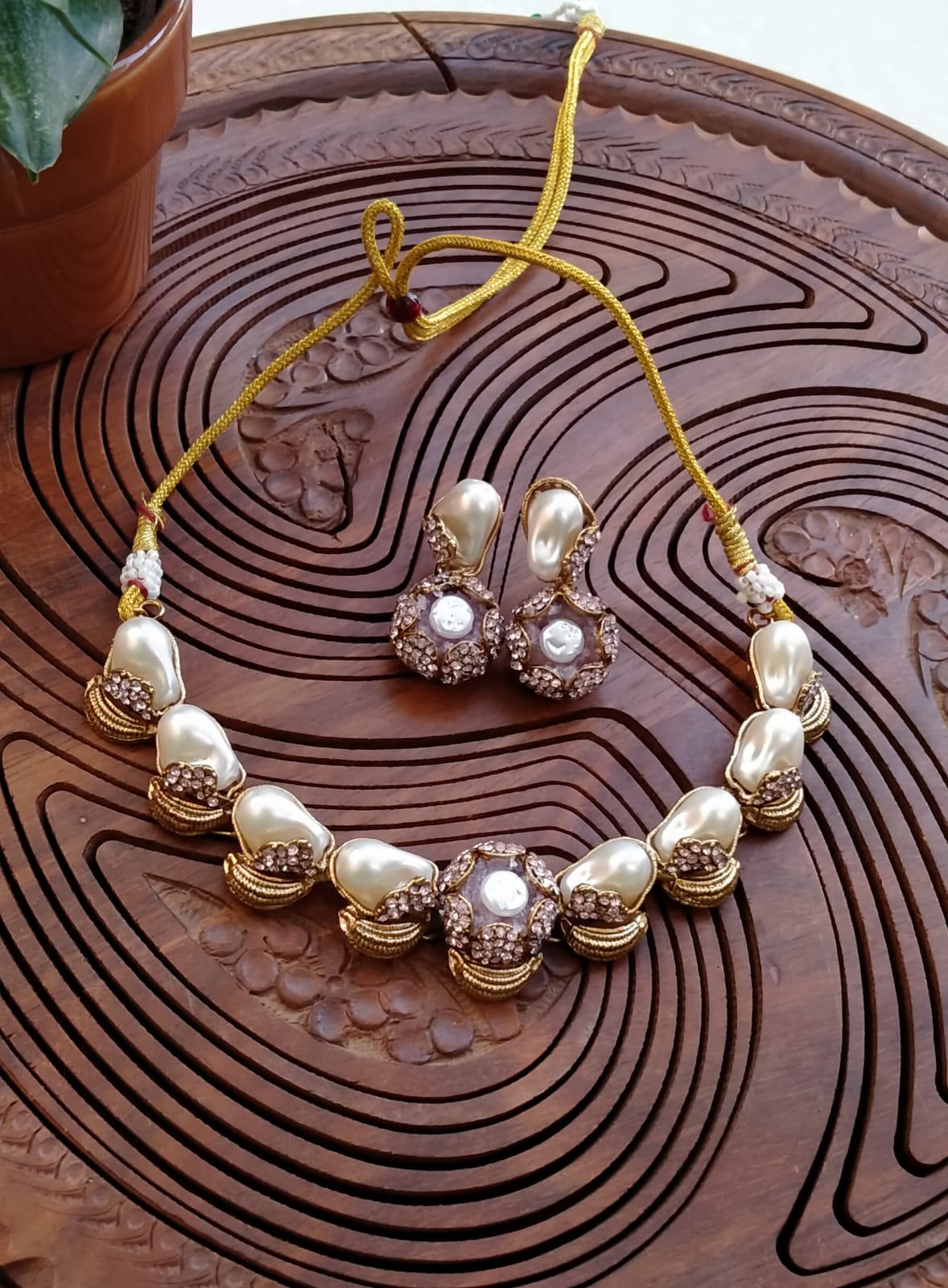 Handmade turkish work meena pearl
